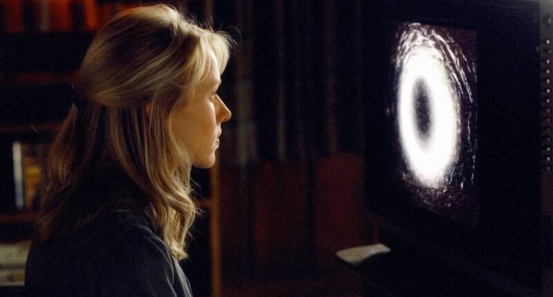 10 Scariest Horror Movies With No Blood or Gore, Ranked