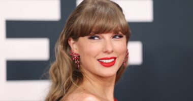 $2 Billion Taylor Swift Announcement Is Turning Heads