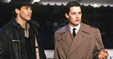 20 Essential TV Pilot Episodes To Watch