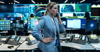 A House of Dynamite Review: Kathryn Bigelow Lights a Fuse That Fails to Go Off