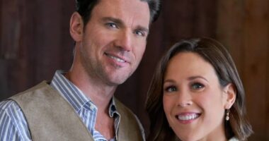 Brooke Shields Returns To When Calls The Heart 10 Years After First Appearance