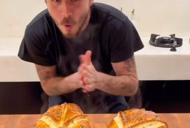 Brooklyn Beckham impressed fans on Instagram as he returned to the kitchen to cook an 'amazing' beef wellington on Tuesday evening