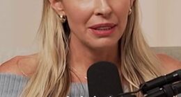Dr. Adam Brown, founder of the Longevity Medicine Institute appeared on the In Your Skin podcast with Anna Heinrich and Christie Whitehill (pictured) to discuss whether you can actually predict your own death
