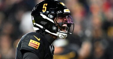 Commanders Make Final Call on QB Jayden Daniels for Week 9