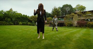 Emma Stone and Jesse Plemmons in Bugonia