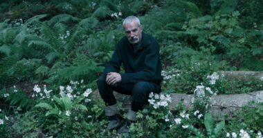 Daniel Day-Lewis Explains His Infamous Acting Technique