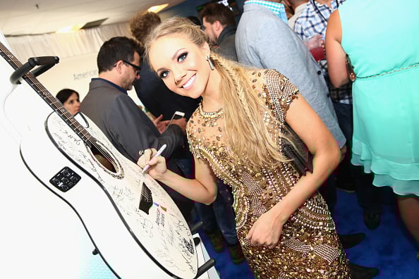 Danielle Bradbery Net Worth