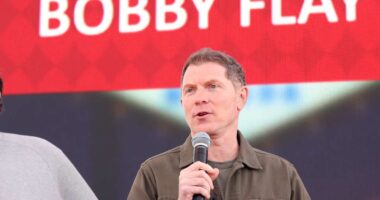 Does it seem like more restaurants are charging $100 per person? Chef Bobby Flay says the cost should be even higher.