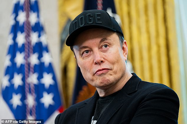 Former DOGE leader and SpaceX founder Elon Musk ripped NASA acting administrator and Treasury Secretary Sean Duffy's intelligence in a Tuesday social media post