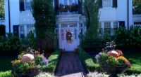 A first look inside Taylor Swift’s childhood home outside Reading, Pennsylvania, has been shared. The current owner invited the cameras from Inside Edition, in the cute dwelling