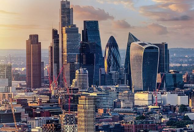 Traders in the City of London are hoping the Footsie can hit 10,000 by the end of the year