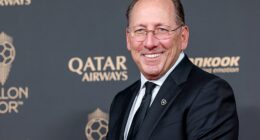 John Textor (above) has held talks with Sheffield Wednesday chairman Dejphon Chansiri