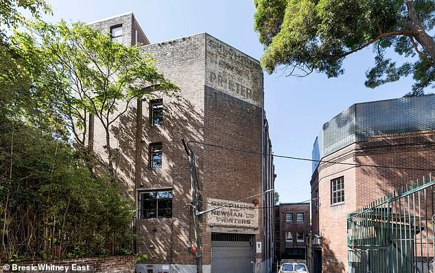 Tucked away in a quiet laneway in the heart of Darlinghurst, behind the brick shell of an old warehouse, sits one of Sydney's most striking inner-city residences