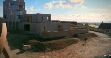 Grand Designs viewers said Piers and Emma's unfinished £7million castle in Warwickshire looked like a 'multistorey car park'