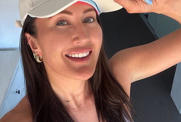 Dermatologist's really are my industry heroes, and in my years of interviewing them I take everything they say as bible... which is most definately the reason why I'm wearing this new light-up hat here. More on that below, though