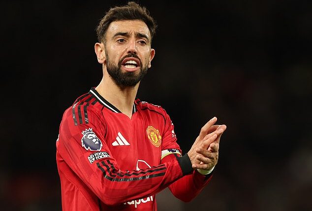 Grimsby Town's Kieran Green has told a heartwarming story of how he swapped shirts with Bruno Fernandes after his side beat Manchester United