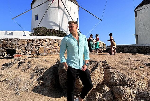 Inter Milan goalkeeper Josep Martinez has accidentally struck and killed an elderly man in a car accident