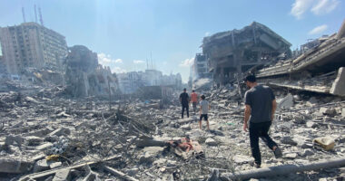 Israel-Hamas Ceasefire in Effect, IDF Withdrawing from Gaza Zones.