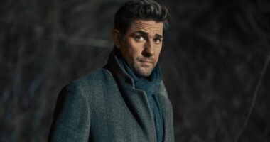 Jack Ryan Movie Faces Challenge To Top John Krasinski's Amazon Series