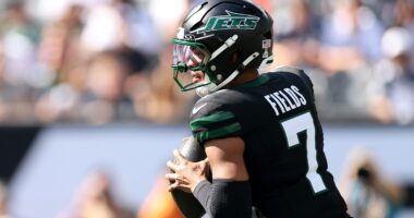 Jets QB Justin Fields Ready to Let It Rip vs. Panthers