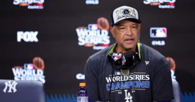 Joe Torre Praises Dave Roberts Success with Dodgers