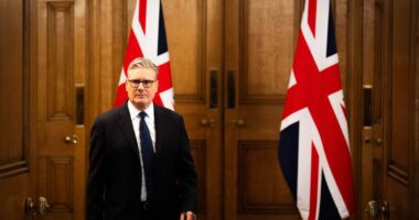Keir Starmer ‘set to blame Nigel Farage’ for budget tax rises