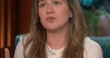 Kelly Clarkson discussed grief on Thursday's episode of her eponymous daytime talk show