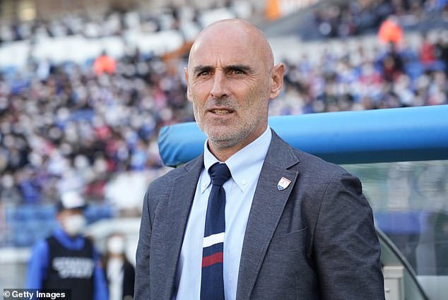 Kevin Muscat now appears to be the frontrunner for the Rangers manager's job