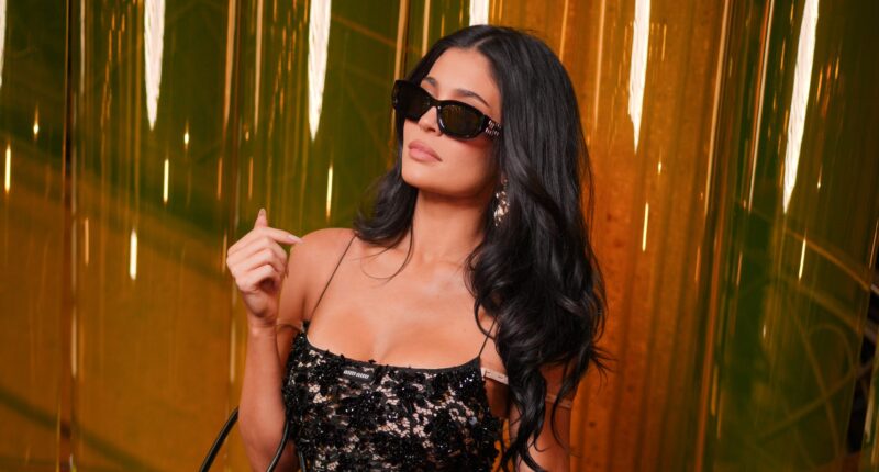 king-kylie-jenner-social-media-reactions-with-first-ever-song-fourth-strike-terror-jr-cosmetics