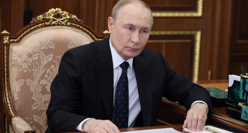 Kremlin denies Trump’s warning that Russian economy will ‘collapse’