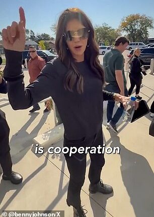 Noem and her crew attempted to enter the Chicago suburb Broadview Municipal Building.