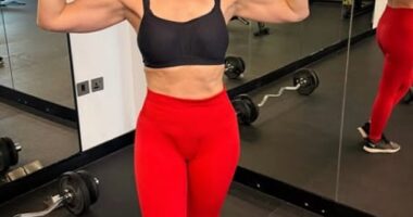 Laura Hamilton showed off her impressive biceps in a new gym snap after visiting a local fitness studio on Sunday