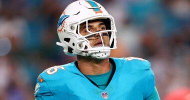 Lions Urged to Add 'Best Edge Rusher' on Trade Market