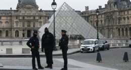 Louvre closed after ‘masked thieves break into museum using chainsaw’ and steal ‘priceless’ jewellery