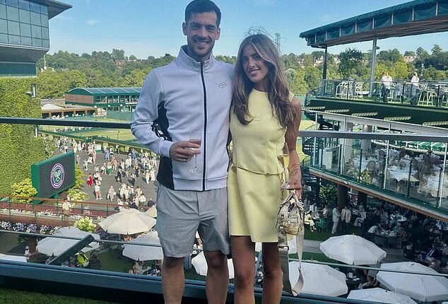 Yasmine Zweegers confirmed her relationship with Wimbledon doubles champion Julian Cash during the most recent episode of Made In Chelsea (Yasmine Zweegers with Julian Cash)