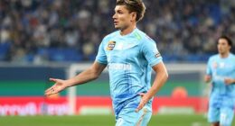 Russian footballer Andrei Mostovoy escaped an attempted kidnapping by a masked gang