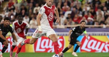 Former Tottenham and England star Eric Dier scored a late penalty to deny Manchester City aaway win in the Champions League, as Monaco claimed a 2-2 draw in the Principality