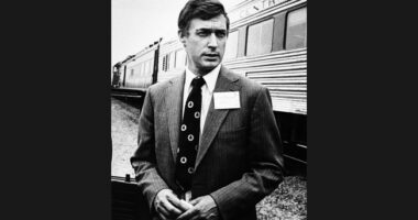 Mystery Billionaire Who Donated $130 Million to Pay Troops Identified – RedState