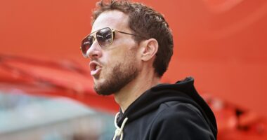 NFL Insider Issues Surprising Update on Mike McDaniel's Future with Dolphins