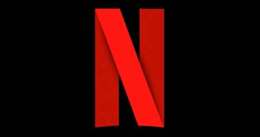 Netflix's Divisive Star-Studded Thriller Explodes on Streaming