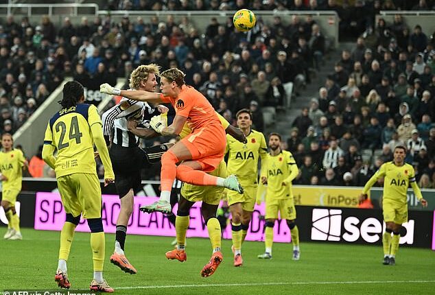 Nick Woltemade beats Tottenham goalkeeper Antonin Kinsky to head home for 2-0