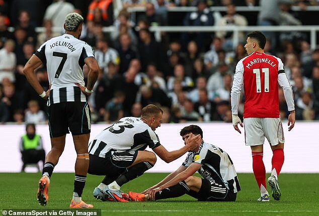 Tino Livramento is set to miss around six to eight weeks after suffering a knee injury