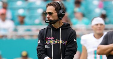 Packers Coach Listed to Replace Mike McDaniel After Dolphins’ Latest Meltdown