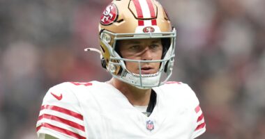 Patriots Get Direct Shot Amid Mac Jones' Success With 49ers