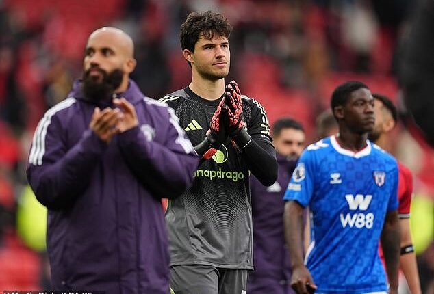 Peter Schmeichel has given his verdict on Manchester United's new £18.2m goalkeeper Senne Lammens