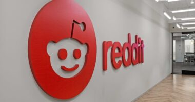 Reddit rides search and globalization efforts to blow past revenue and earnings expectations