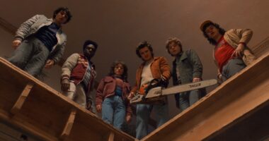 STRANGER THINGS. (L to R) Finn Wolfhard as Mike Wheeler, Caleb McLaughlin as Lucas Sinclair, Natalia Dyer as Nancy Wheeler, Joe Keery as Steve Harrington, Charlie Heaton as Jonathan Byers, and Gaten Matarazzo as Dustin Henderson in STRANGER THINGS. Cr. Courtesy of Netflix © 2025