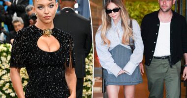 Sydney Sweeney reacts to jokes about her chest during comedy show date with Scooter Braun