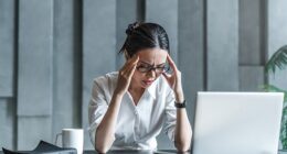 Frequent nausea and dizziness, which many people wrongly put down to heat, stress or exhaustion, are early warning signs for heart disease