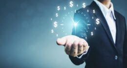 This market analyst is an expert on stock bubbles. Here’s what he’s saying now.